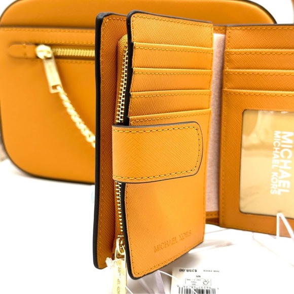 Michael Kors Large EW Crossbody Bag Cider & Medium Bifold Zip Chain Wallet Cider - Picture 13 of 14